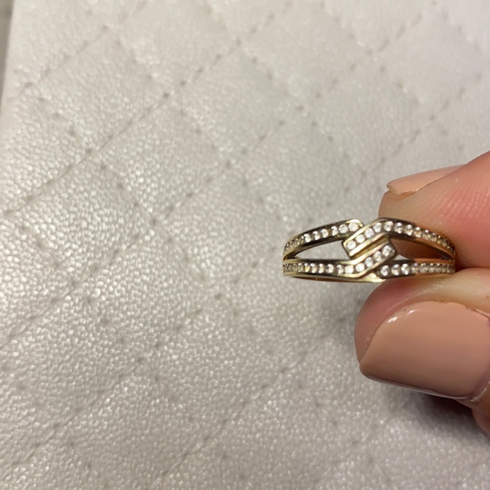 Cute ring